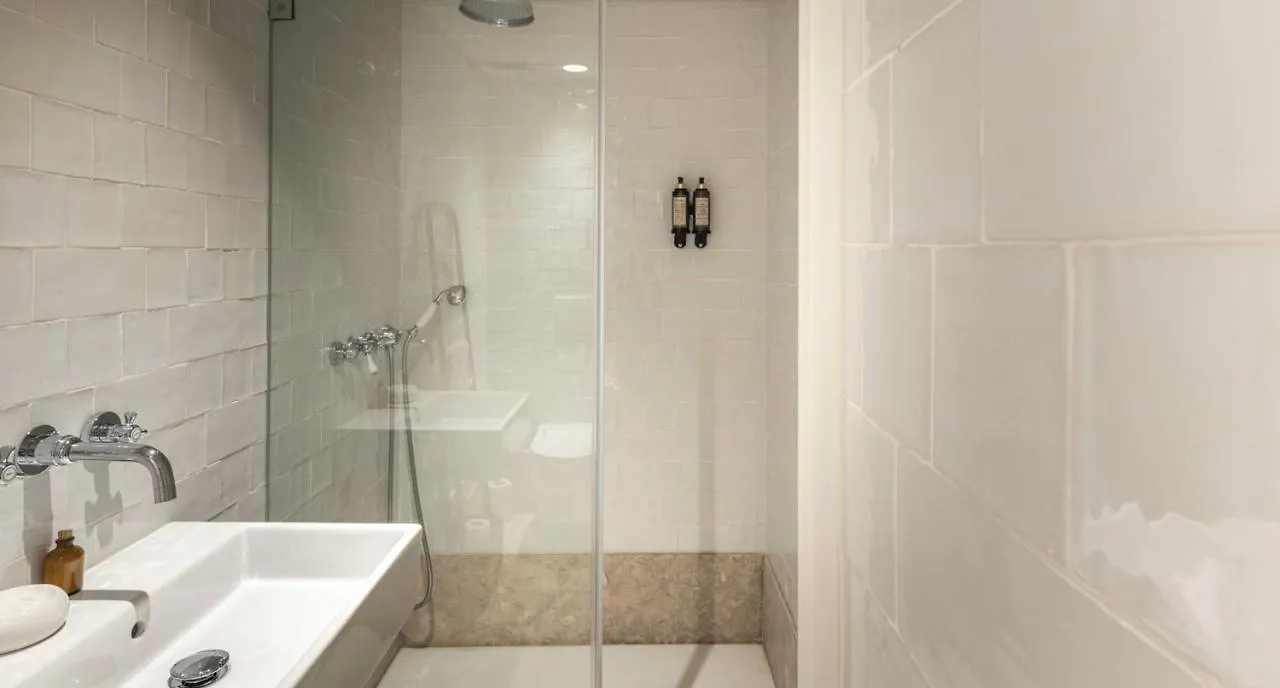 Cozy Lisbon Alfama Apartment Portugal