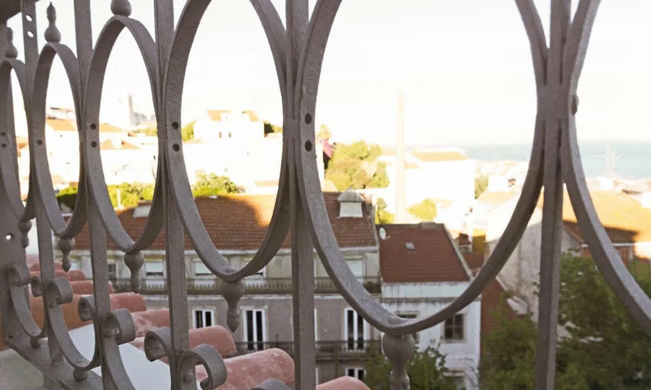 Cozy Lisbon Alfama Apartment Portugal